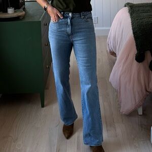 Frame “The Arrow” high rise, boot cut jeans size 28